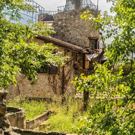 Volo Country Hotel apartamentowy Montecastrilli