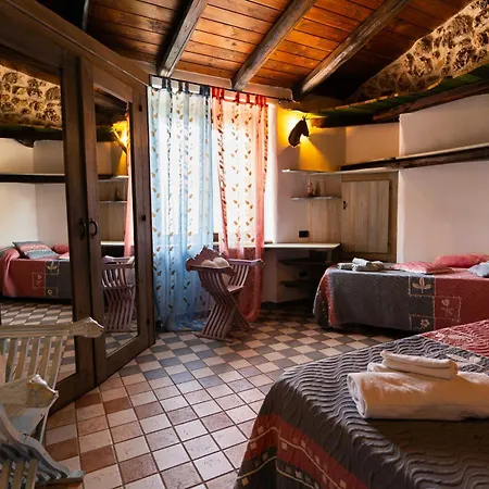 アパートホテル Volo Country 4*